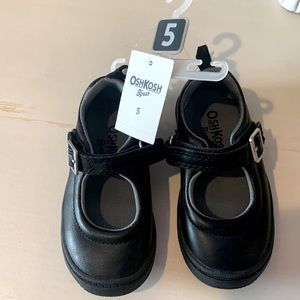 OshKosh New black Mary Janes size 5 toddler